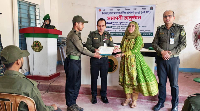  রাজবাড়ীতে আনসারের মৌলিক প্রশিক্ষণের ৩য় ধাপের সমাপনী